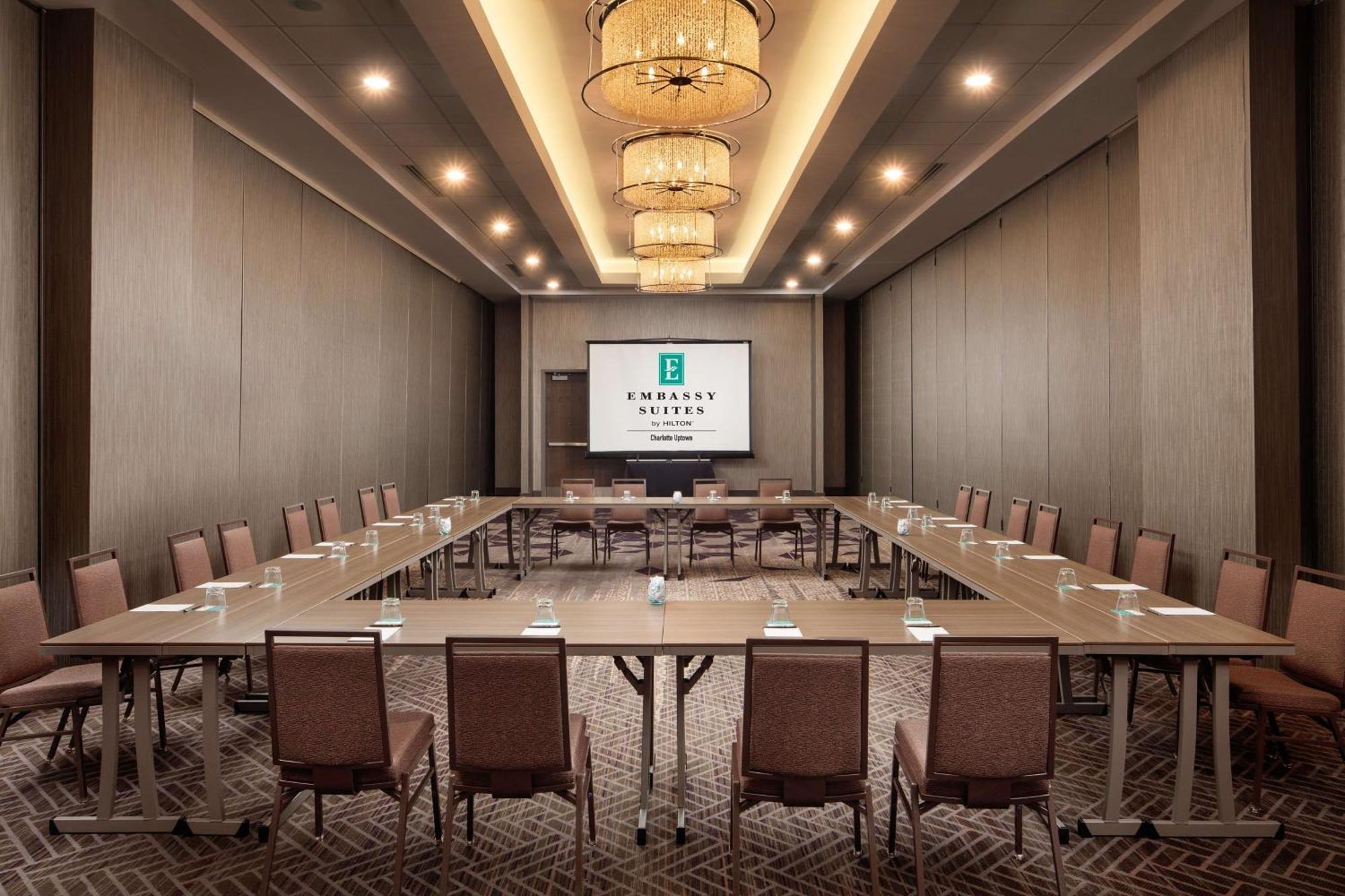 Embassy Suites By Hilton Charlotte Uptown Kültér fotó
