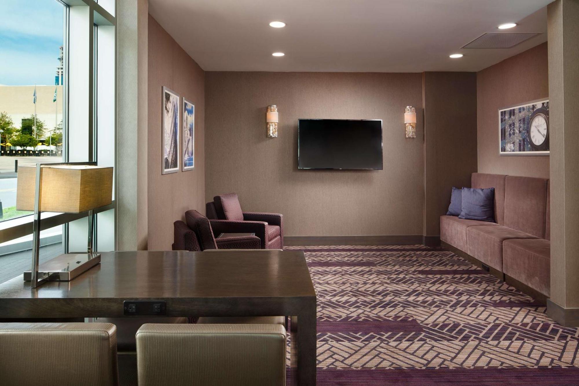 Embassy Suites By Hilton Charlotte Uptown Kültér fotó